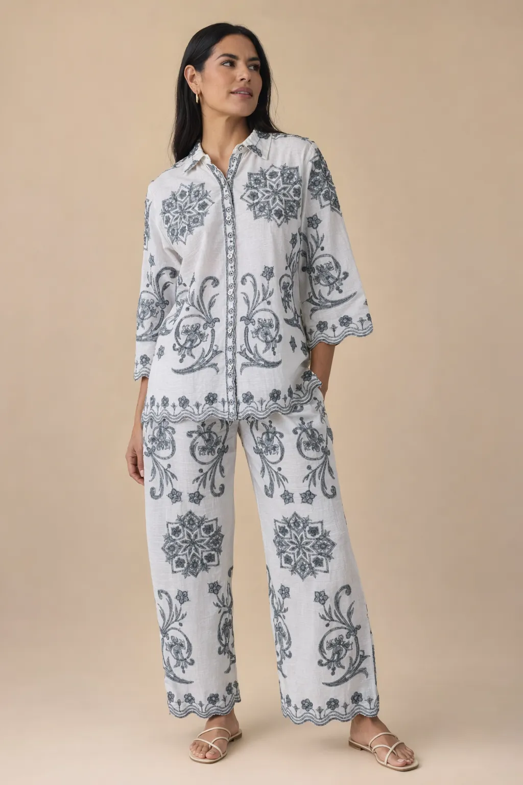 Co ords woman white baroque print set