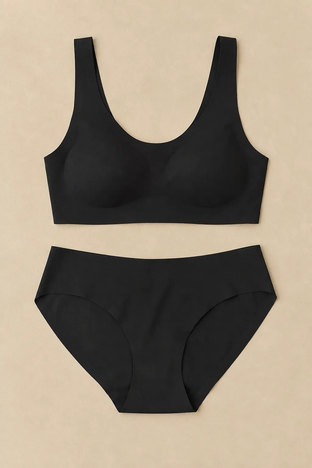 Innerwear woman black seamless bralette brief set