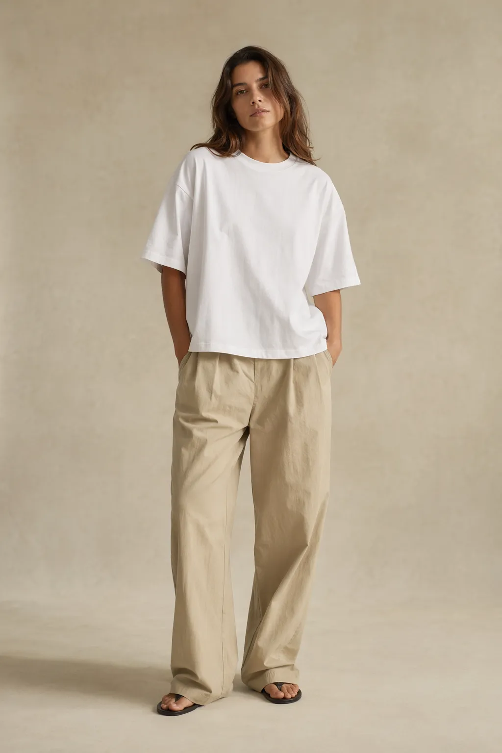 Knits woman white oversized tee