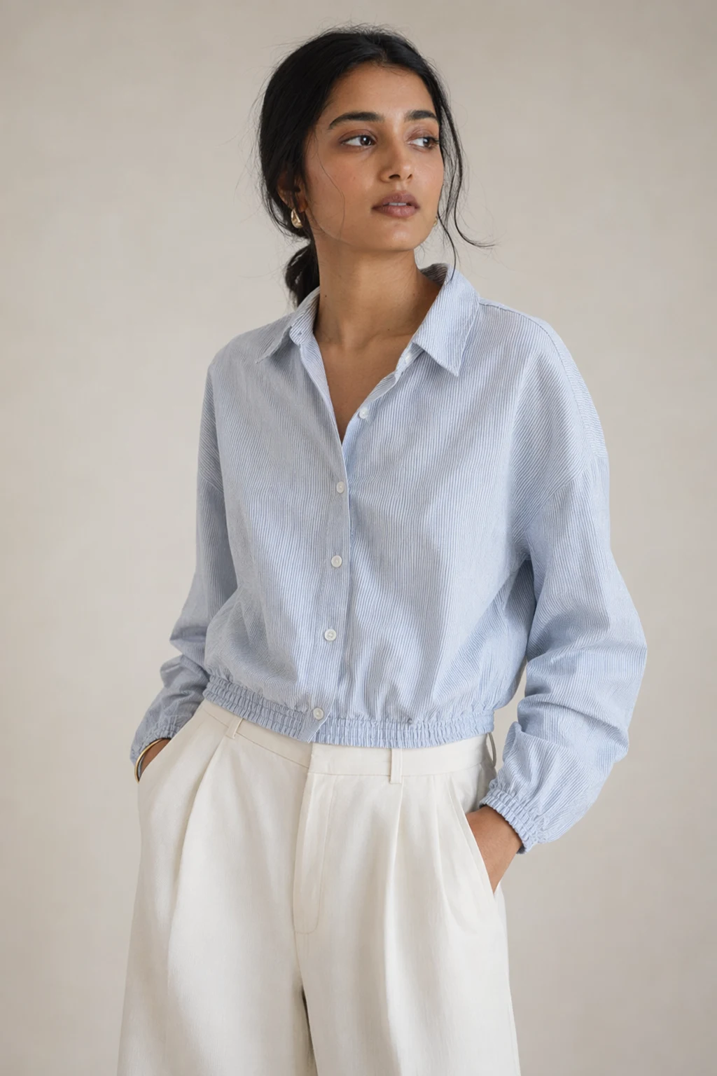 Woven woman pale blue fine pinstripe boxy